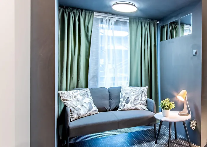 Cute Nest For Couples With Ac Budapest